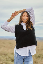 Model Amanda wearing size S of the Lovely Day Vest in colour Black (Black), from the front, showing the whole outfit
