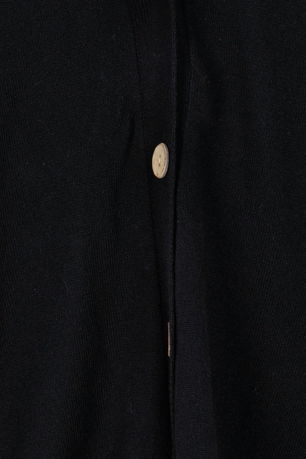 Product shot of the My Boyfriends Cotton Cashmere Cardi in colour Black (Black), detail