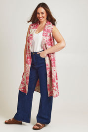 Model Jane wearing size 14 of the Toile De Jouy Vest in colour Pinktoile (Pink), from the front, showing the whole outfit