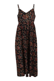 Product shot of the At Sunset Maxi Dress in colour Midnight (Black), from the front
