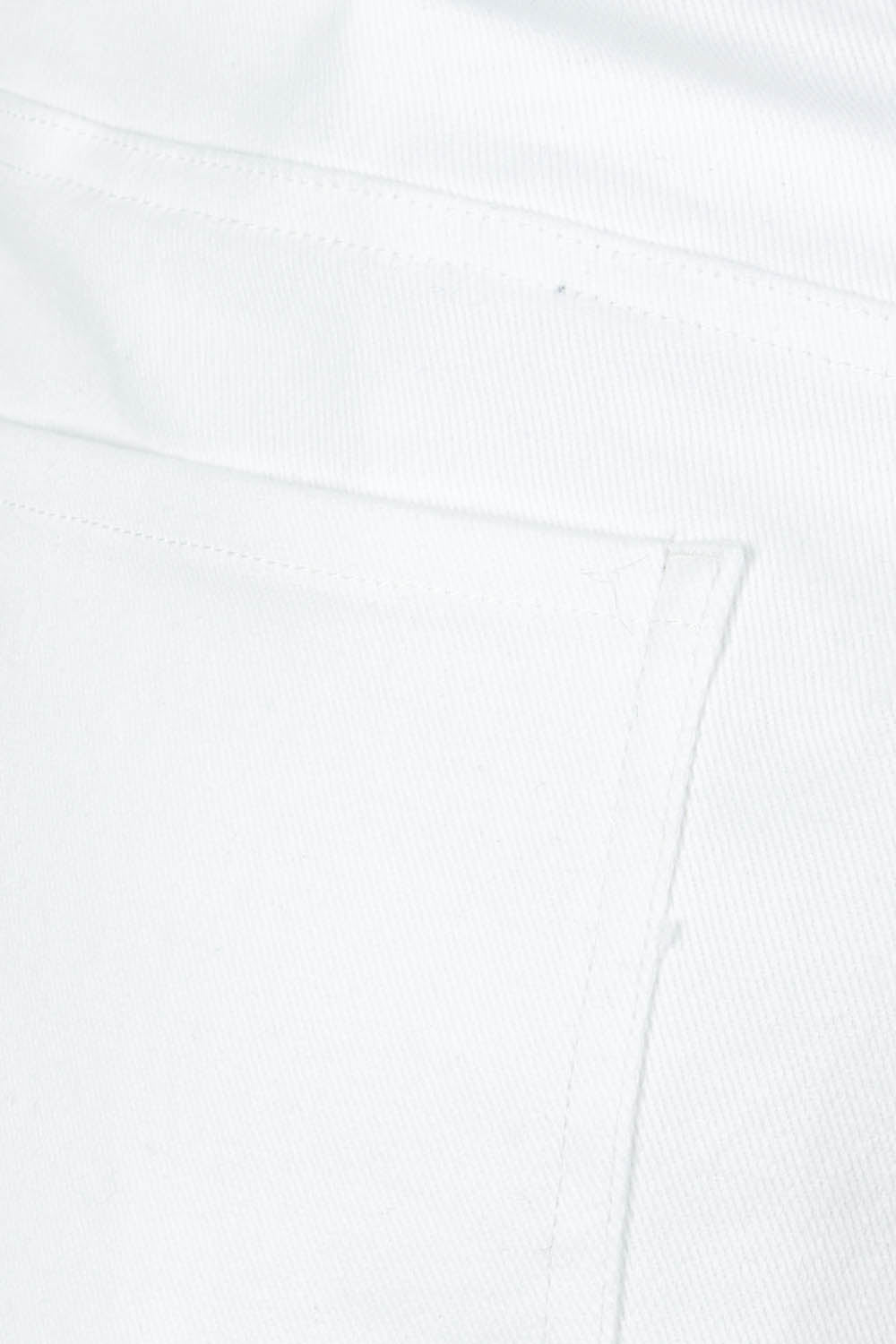 Product shot of the Too Good High Rise Denim Short in colour White (White), detail