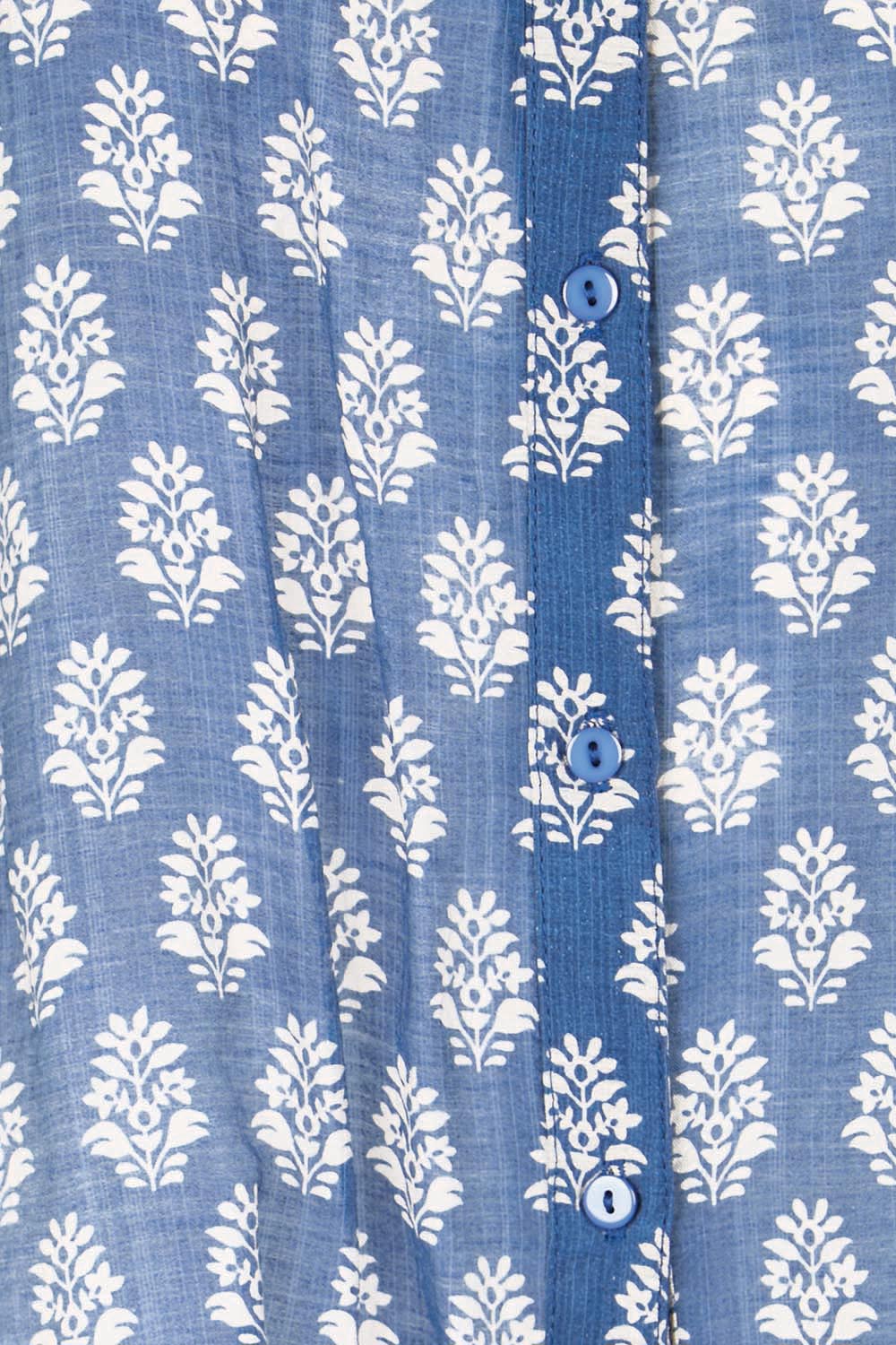 Product shot of the Easy On Me Blouse - Denimfleur in colour Denimfleur, showing detail