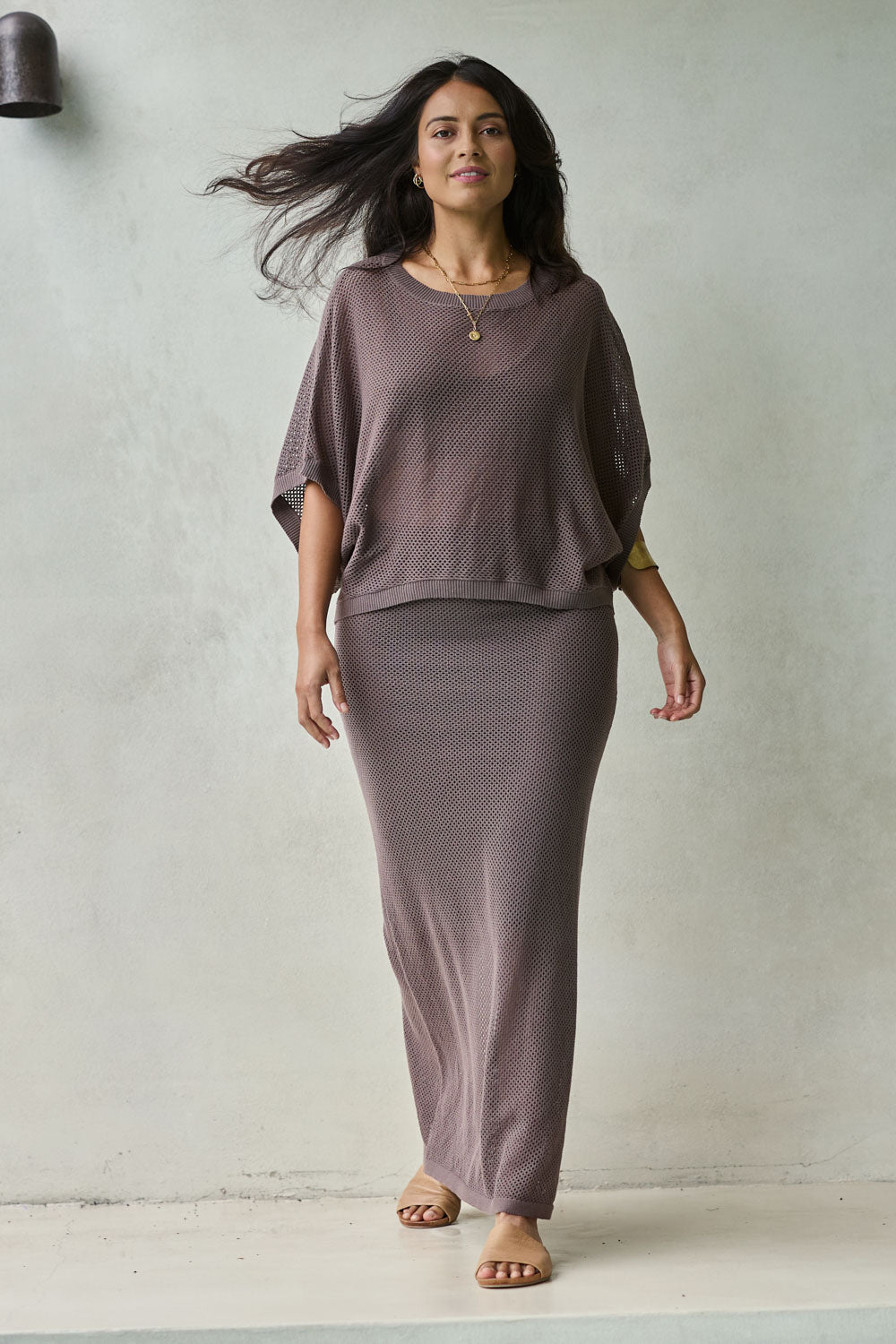 Model Tahnee wearing size S of the Summer Ready Cotton Knit Skirt in colour Pecan, from the front, showing the whole outfit