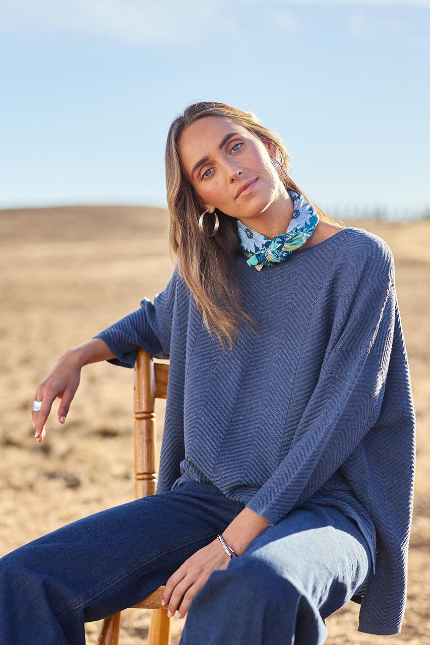 BOHO-1989__Denim_015__37632_f7b16f59-a36d-422f-9f23-0dbf6496a6fe.jpg