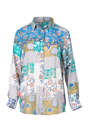 Product shot of the Garden Glory Tab Sleeve Shirt – Bluepatch in colour Bluepatch, from the front