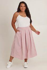 Model Ashleigh wearing size 16 of the Giddy For Gingham Cotton Blend Skirt in colour Rosecheck (Pink), from the front, showing the whole outfit