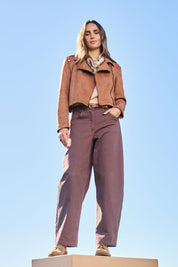 On My Radar Barrel Leg Jeans – Milkchoc