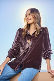 Love By Candlelight Velvet Shirt – Mocha