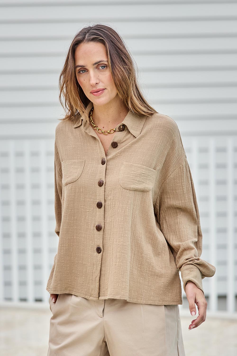 Model Tegand wearing size 10 of the Cute As A Button Cotton Shirt - Rock in colour Rock, in a cropped view