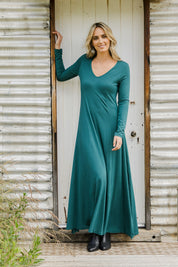 Model Tegan wearing size 10 of the My Faithful Maxi Tee Dress in colour Juniper (Green), from the front, showing the whole outfit