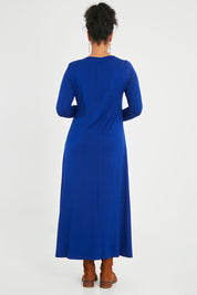 Model Noli wearing size 14 of the My Faithful Maxi Tee Dress in colour Sapphire (Blue), from the back
