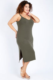 Model Jess wearing size 16 of The Wanderer In Me Travel Set in colour Khaki (Green), from the front, showing the whole outfit