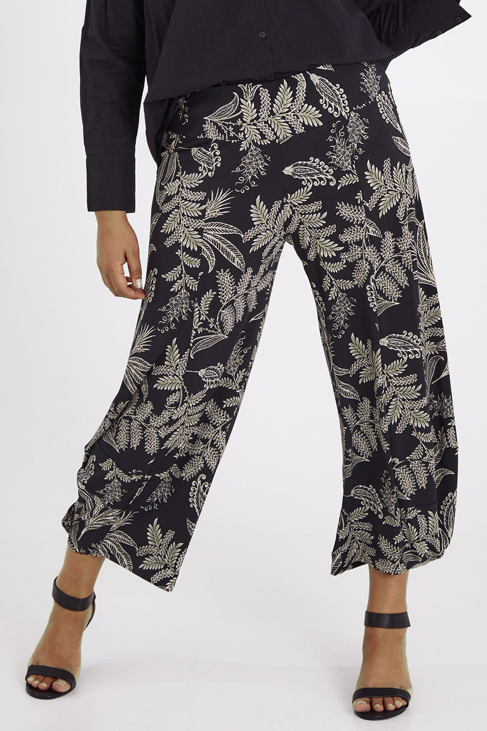 Preloved Good Vibes Balloon Hem Pants - Blkfleur