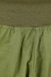 Product shot of the Ria Pant in colour Khaki (Green), detail
