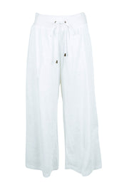 Product shot of the Ria Pant in colour White (White), from the front