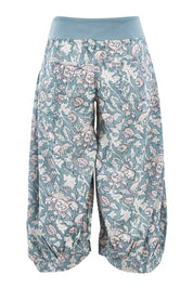 Product shot of the Guru Pant Bluestone in colour Bluestone (Blue), from the back