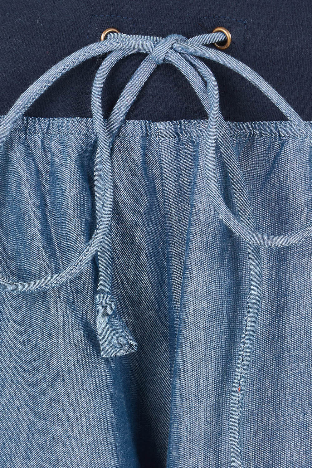 Product shot of the Ria Cotton Pant in colour Chambray (Blue), detail