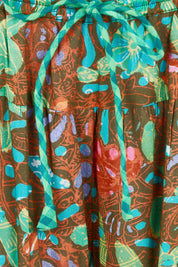 Product shot of the Rimi Pant in colour Rimi (Green), detail