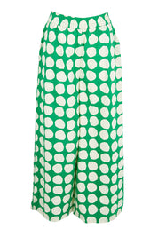Product shot of the Carmen Pant - Circulo in colour Circulo, from the front