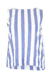 Product shot of the Hara Top – Ocean in colour Ocean, from the front