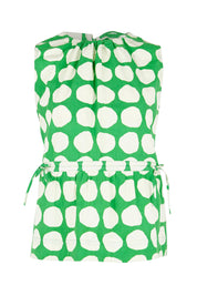 Product shot of the Carmen Top – Circulo in colour Circulo, from the front