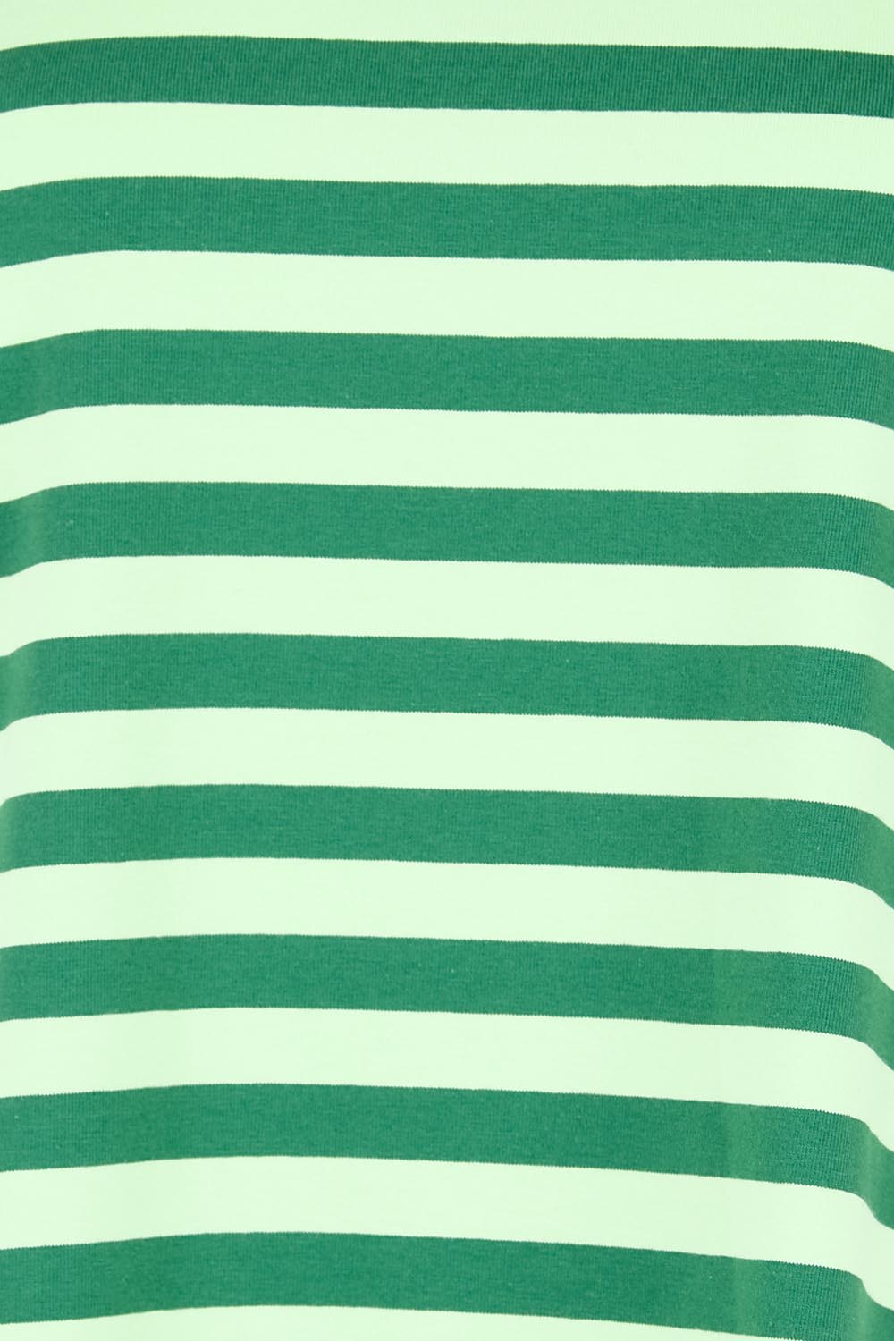 Product shot of the Luka Tee – Kiwi in colour Kiwi, showing detail
