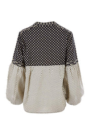 Product shot of the Stevie Top in colour Broadway (Black), from the back