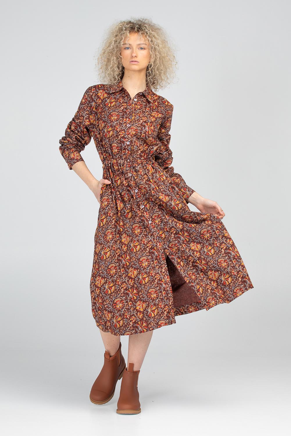 A model wearing the Juliette Cotton Dress in colour Juliette, from the front, showing the whole outfit