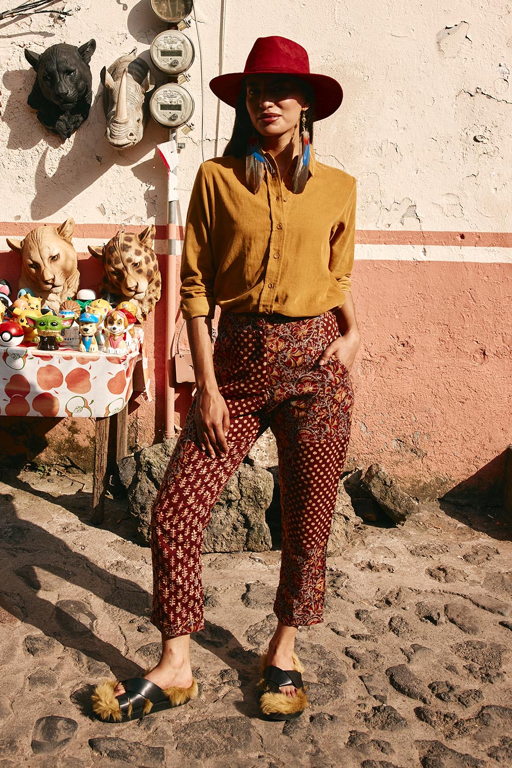 A model wearing the Juliette Cotton Pant in colour Juliette, from the front, showing the whole outfit