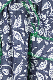 Product shot of the Rishi Dress in colour Izuminavy (Blue), detail
