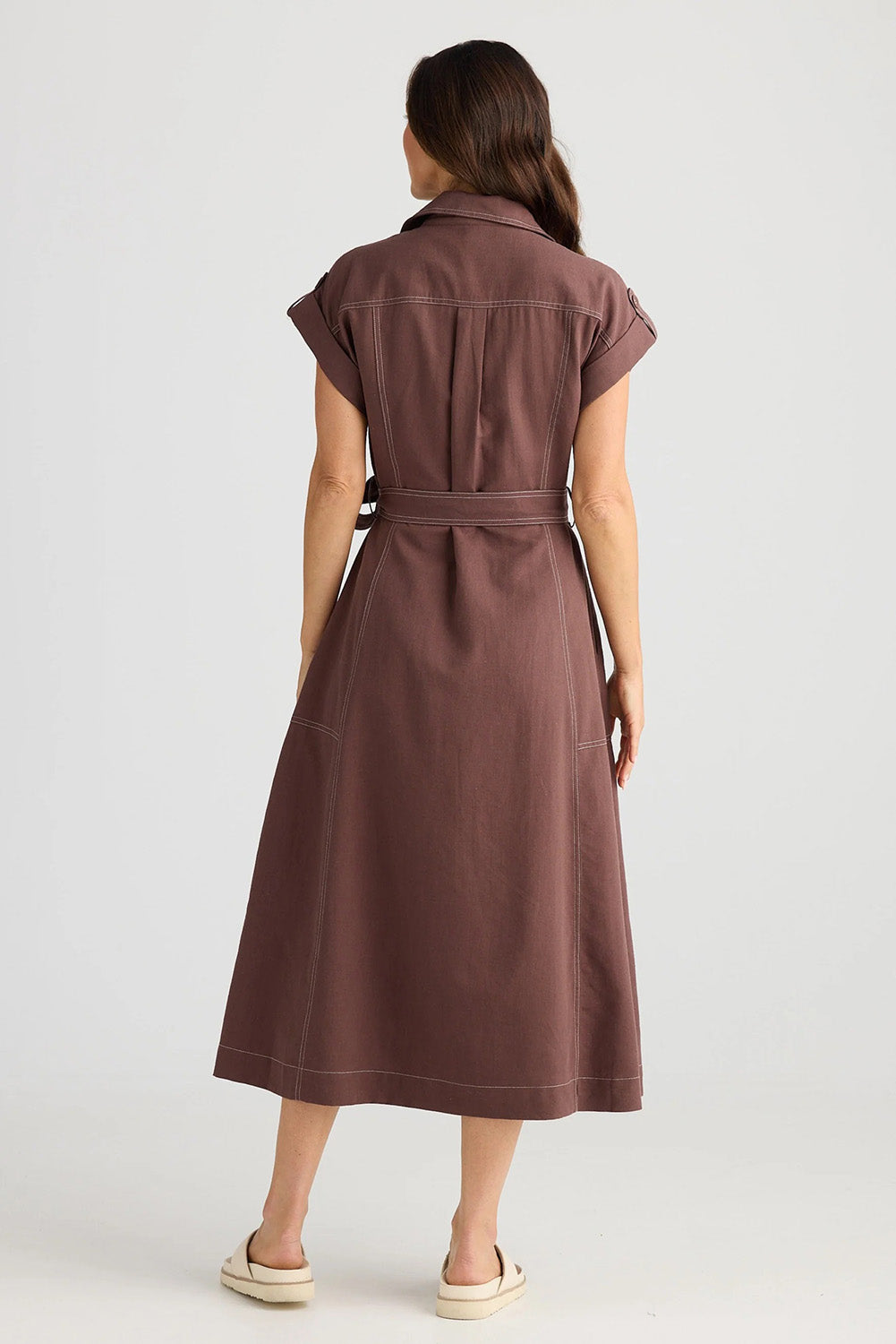 A model wearing the Portia Cotton Linen Lyocell Dress in colour Chocolate, from the back