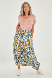 Model Luisa wearing size 10 of the Trailing Maxi Skirt in colour Multi (White), from the front, showing the whole outfit