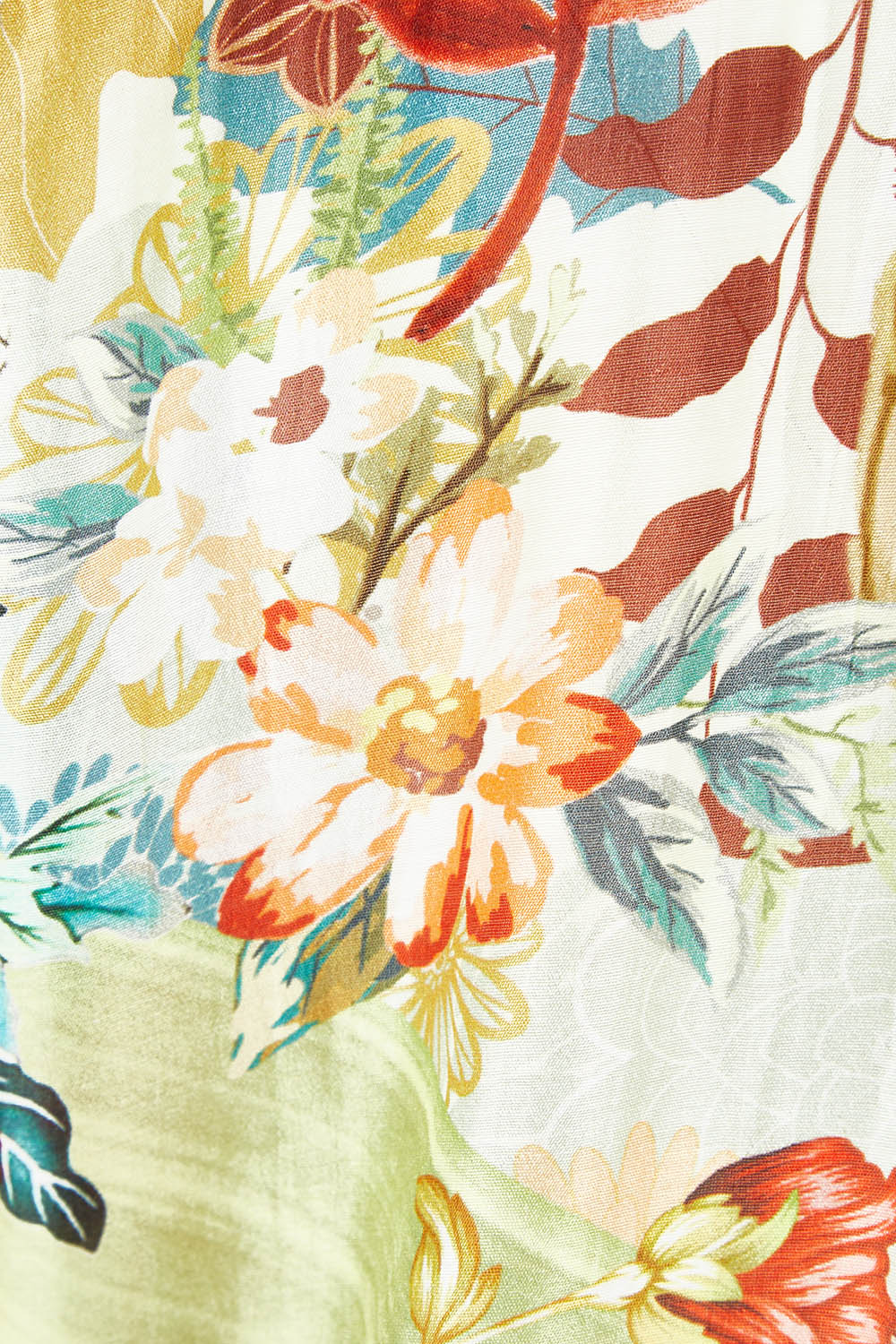 Product shot of the Deer Shirt in colour Multi (White), detail