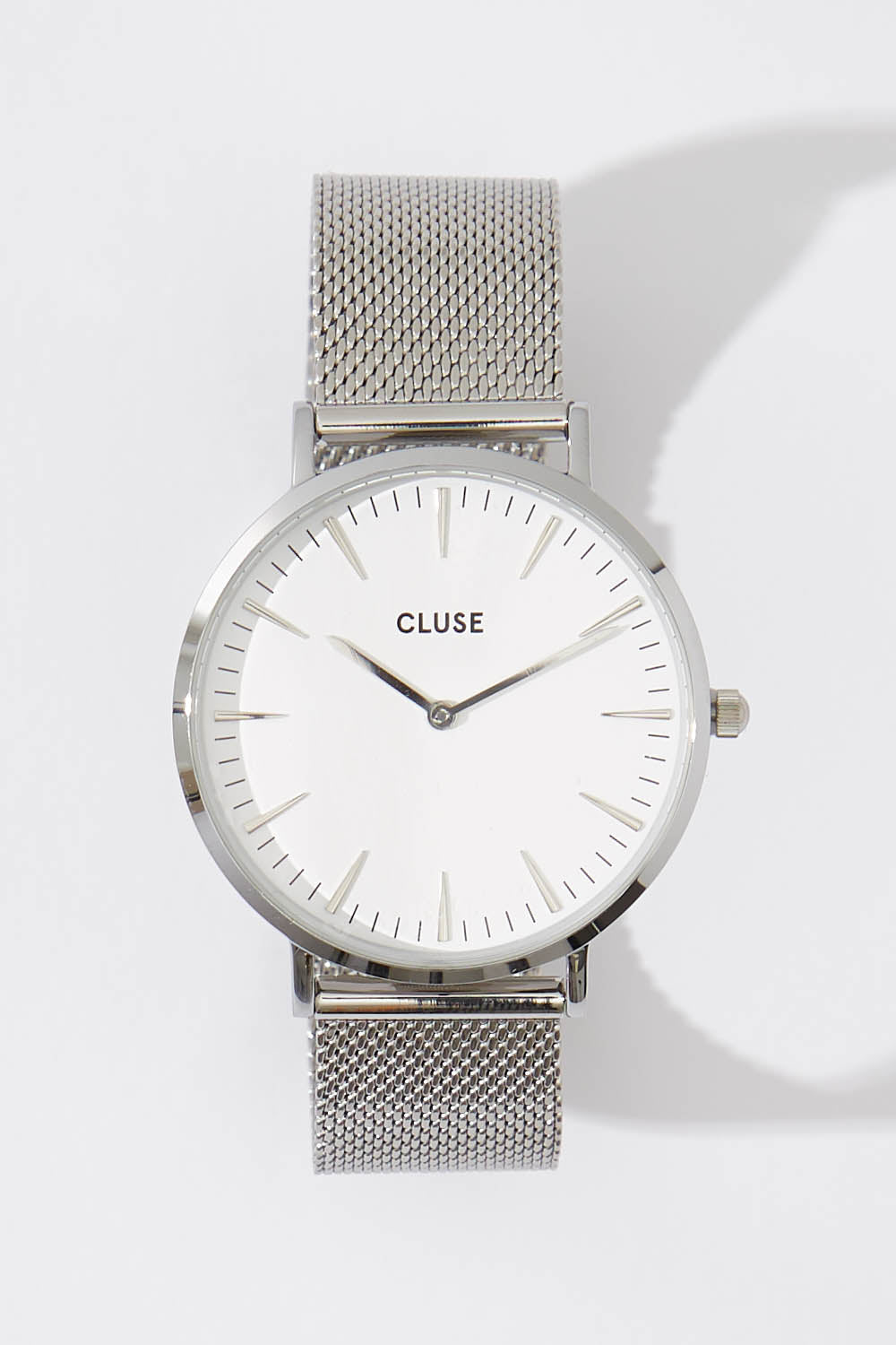 A model wearing size OneSize of the La Boheme Mesh Watch in colour SilverWh (Metallics), from the front, showing the whole outfit