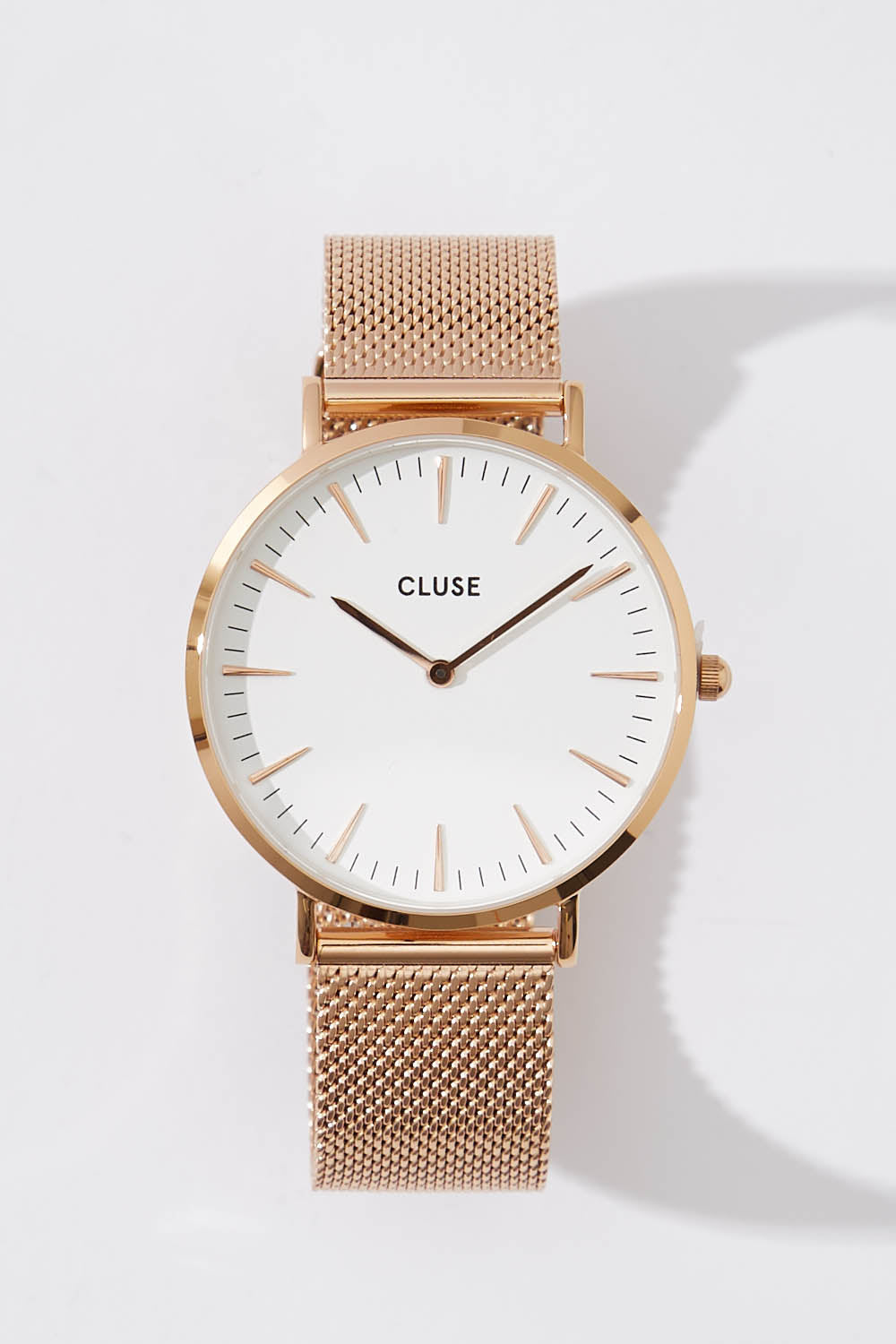 A model wearing size OneSize of the La Boheme Mesh Watch in colour RoseGoldW (Metallics), from the front, showing the whole outfit