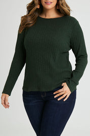 Model Laura wearing size 14 of the Free World Tee Top in colour Forest (Green), from the front, cropped image