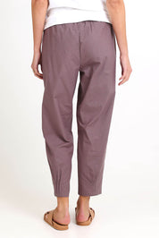 Model Madelinec wearing size 10 of the Cotton Linen Comfort Pant – Slate in colour Slate, from the back