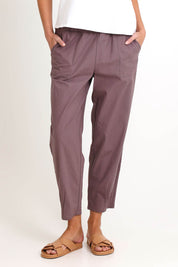 Model Madelinec wearing size 10 of the Cotton Linen Comfort Pant – Slate in colour Slate, in a cropped view
