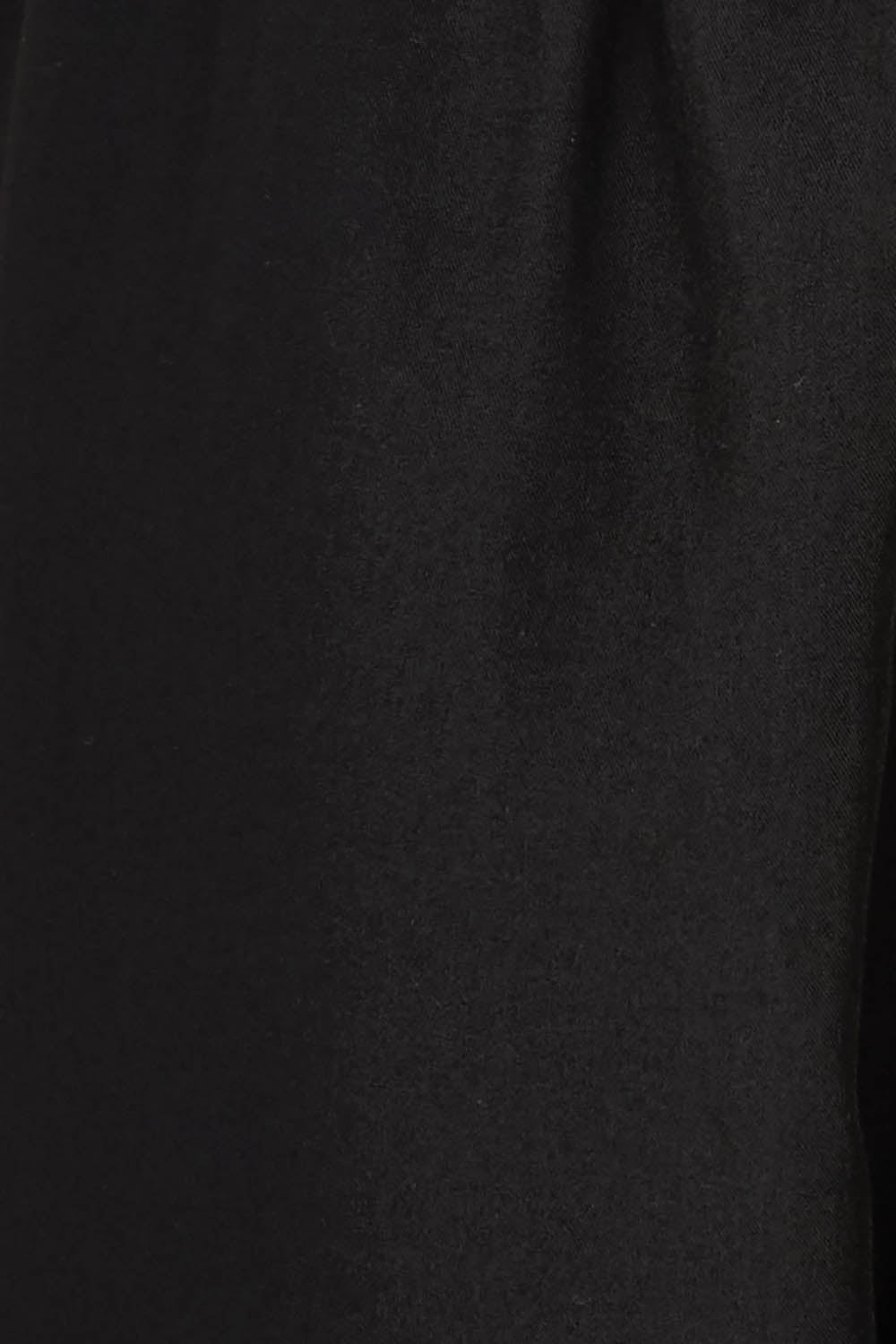 Product shot of the Fluid Pocket Pant in colour Black (Black), detail