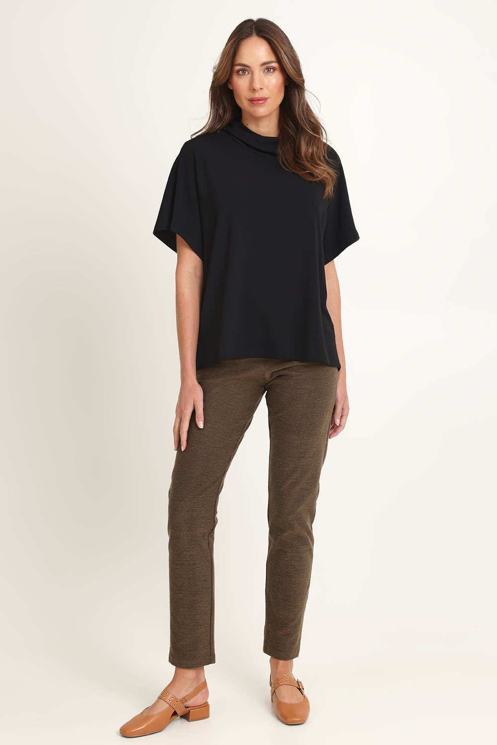 Weekend Life Poncho – Black