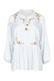 Product shot of the Bombay Beauty Top in colour White (White), from the front