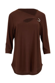Product shot of the Ring Top – Choc in colour Choc, from the front