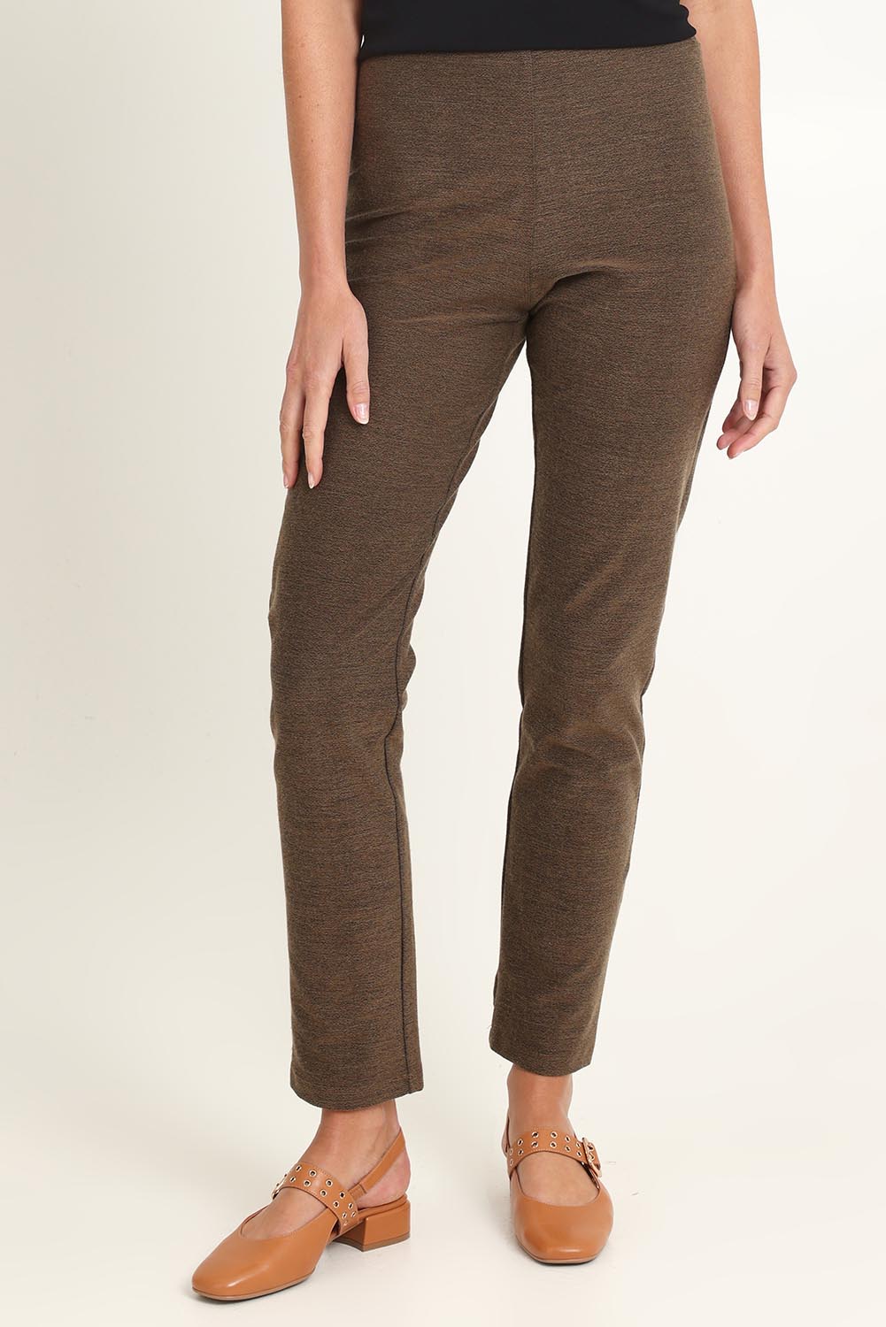 Textured Pencil Pant – Latte
