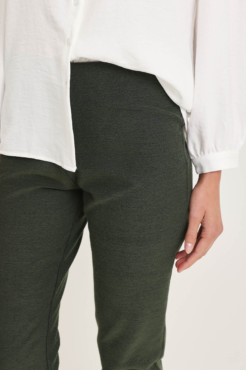 Textured Pencil Pant – Olive
