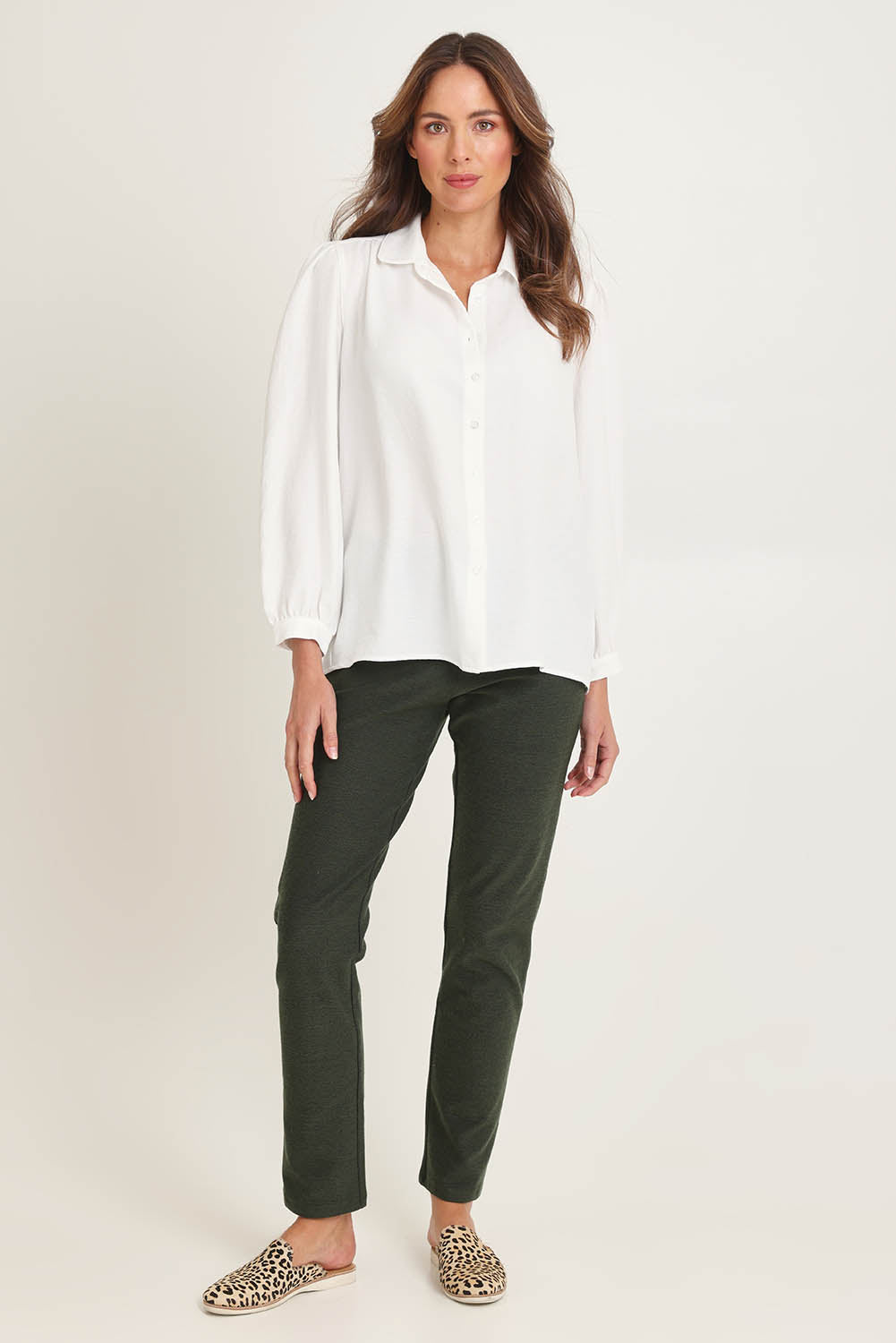 Textured Pencil Pant – Olive
