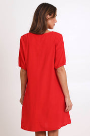 Model Madelinec wearing size 10 of the Core Linen V Shift Dress – Lipstick in colour Lipstick, from the back