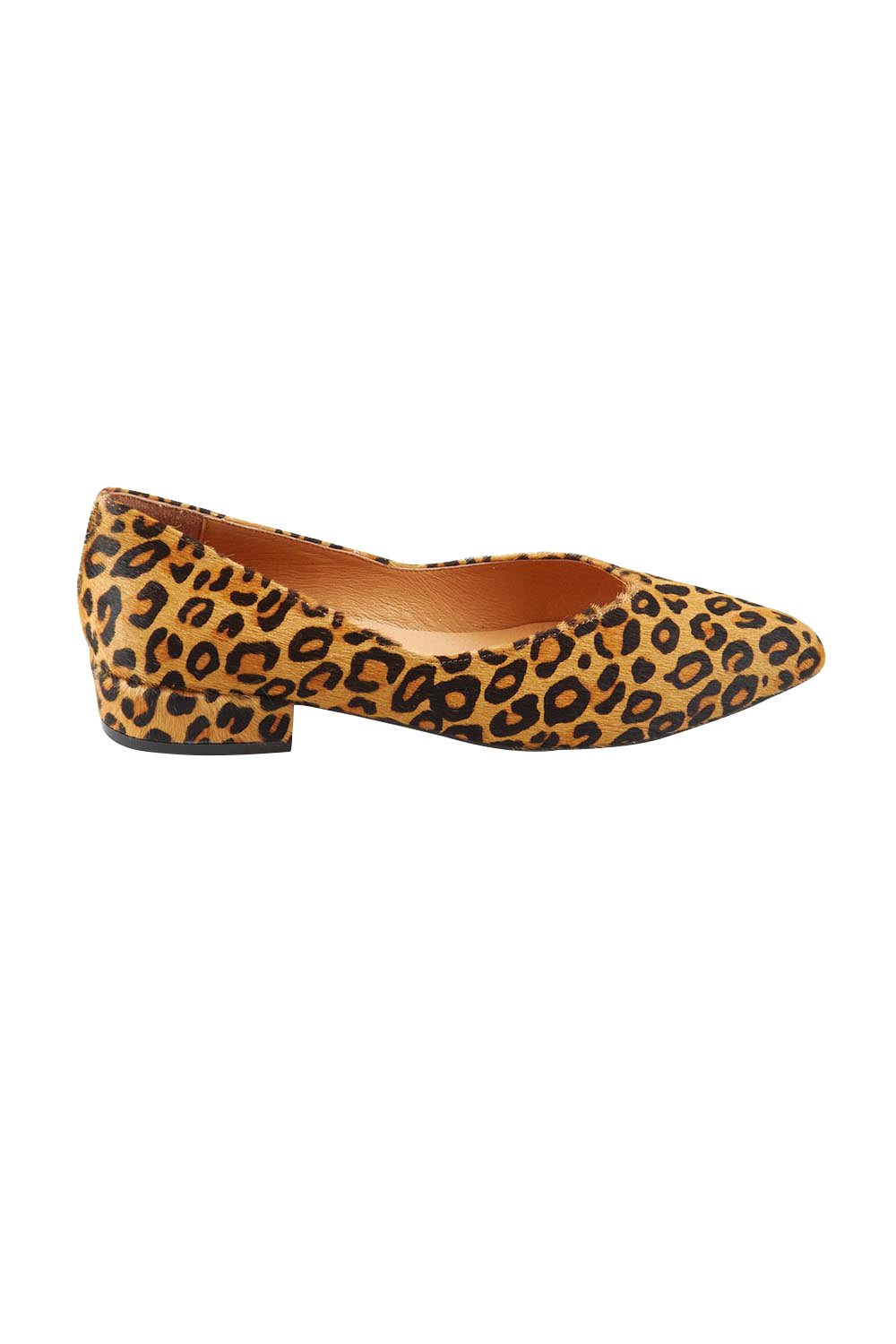 Product shot of the Eunika Leather Loafer in colour Lttanleop, from the front