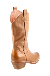 Product shot of the Evren Leather Western Boot in colour Dktan, from the back