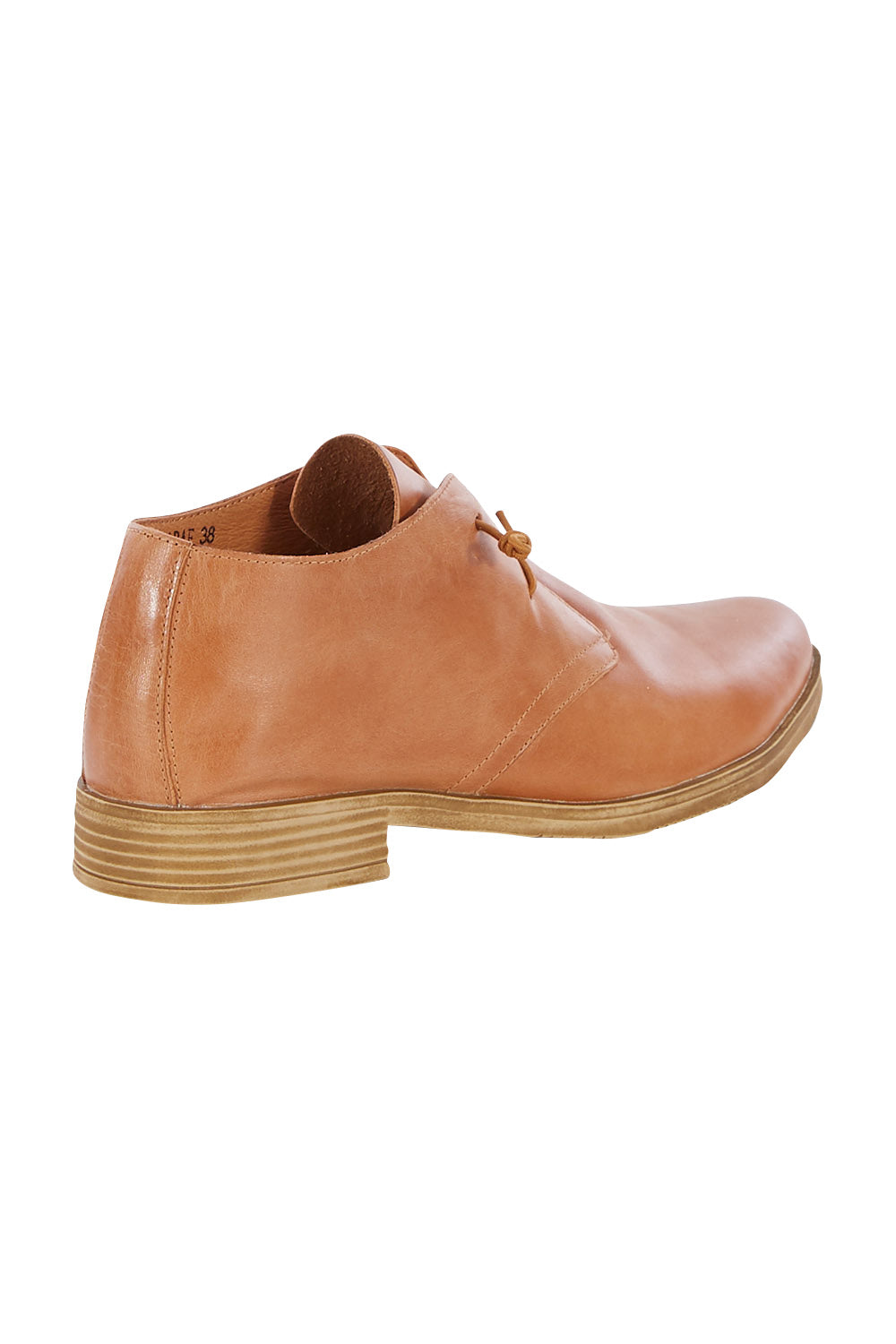 Product shot of the Karaf Flat in colour Tan, from the back