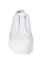 Product shot of the Shia Leather Pull On Sneaker in colour Whitewhite (White), detail